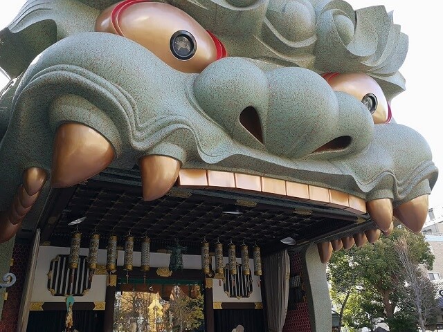 難波八阪神社　獅子殿